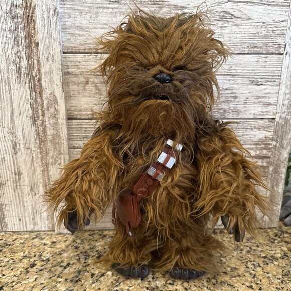 Star Wars Ultimate Co-Pilot Chewie Interactive 16” FurReal Chewbacca MOVES WORKS - Picture 1 of 8